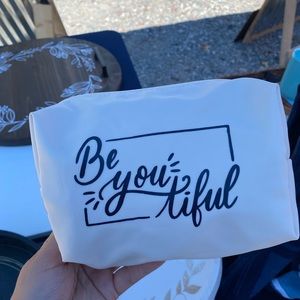 Be You Tiful Makeup Bag